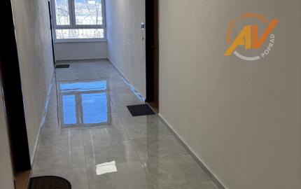 AV Reality Poprad – exkluzívna ponuka prenájmu  2-izbového bytu s balkónom a parkovacím miestom v Poprade - ulica Rovná ,blízko centra.