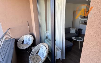 AV Reality Poprad – exkluzívna ponuka prenájmu  2-izbového bytu s balkónom a parkovacím miestom v Poprade - ulica Rovná ,blízko centra.
