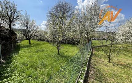 Rodinný dom s garážou a záhradou blízko pri Poprade