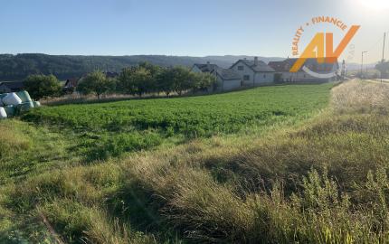 NA PREDAJ stavebný pozemok Hôrka