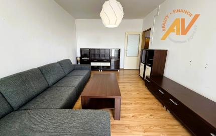 PREDAJ 3-izbový byt s 2 lodžiami