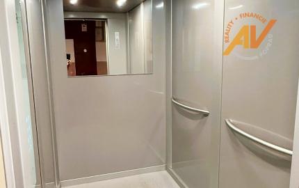 PREDAJ 3-izbový byt s 2 lodžiami