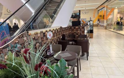 ODSTÚPENIE ZABEHNUTEJ KAVIARNE – Caffé Trieste, OC Fórum Poprad