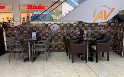 ODSTÚPENIE ZABEHNUTEJ KAVIARNE – Caffé Trieste, OC Fórum Poprad