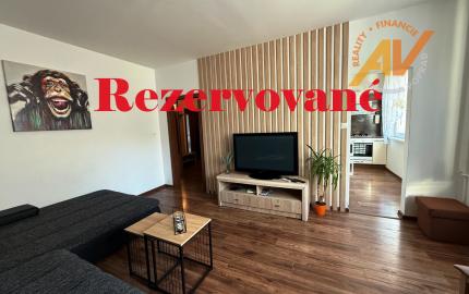 PREDAJ 3-izbový byt s lodžiou POPRAD CENTRUM