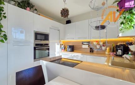 Moderný 3-izbový byt so záhradou a garážou – Spišská Sobota