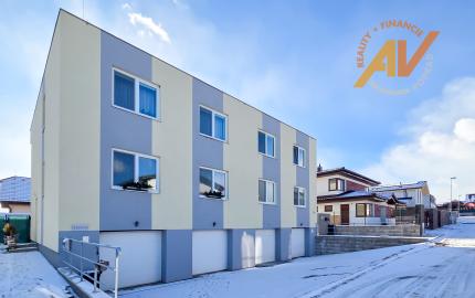 Moderný 3-izbový byt so záhradou a garážou – Spišská Sobota