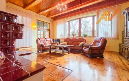 PREDAJ - priestranný rodinný dom Hôrka - Ondrej