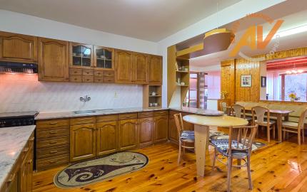 PREDAJ - priestranný rodinný dom Hôrka - Ondrej