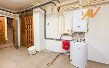 PREDAJ - priestranný rodinný dom Hôrka - Ondrej