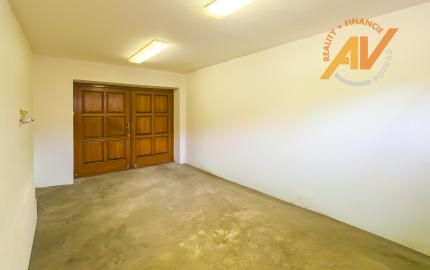 PREDAJ - priestranný rodinný dom Hôrka - Ondrej