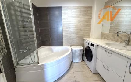 AV Reality | 3 izbový byt kompletná rekonštrukcia - KEŽMAROK, Južná ul.