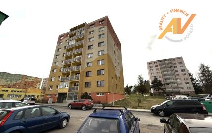 AV Reality | 3 izbový byt kompletná rekonštrukcia - KEŽMAROK, Južná ul.