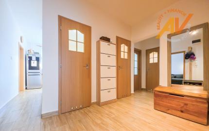 4-IZBOVÝ BYT S DVOMI KÚPEĽŇAMI | 89 m² | POPRAD – NOVÝ JUH