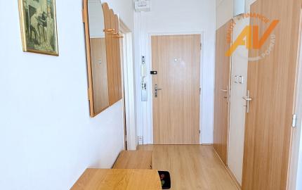 AV Reality | PREDAJ zariadený 1-izbový byt s lodžiou Nový juh