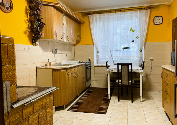 Rodinný dom s garážou a záhradou blízko pri Poprade