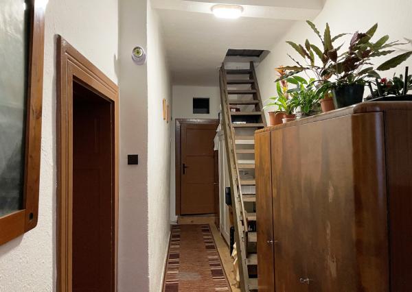 Rodinný dom s garážou a záhradou blízko pri Poprade