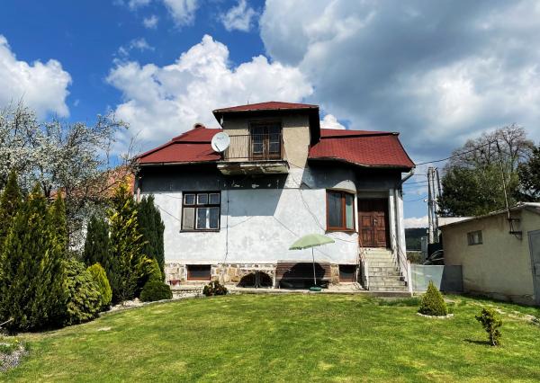 Rodinný dom s garážou a záhradou blízko pri Poprade