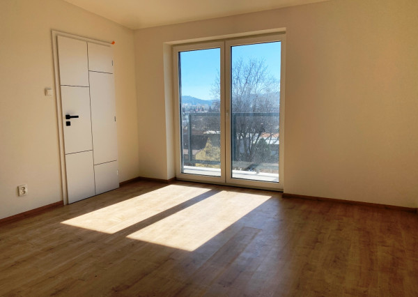 PREDAJ NOVOSTAVBA 4-izbový byt, garáž, pivnica, parkovacie miesto