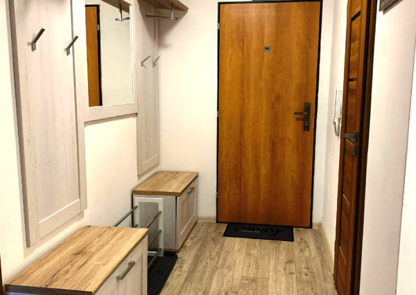 PREDAJ 3-izbový byt s lodžiou - Poprad CENTRUM