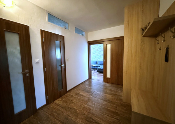 PREDAJ 3-izbový byt s lodžiou POPRAD CENTRUM