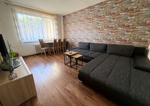 PREDAJ 3-izbový byt s lodžiou POPRAD CENTRUM