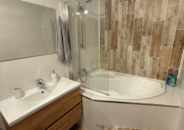 PREDAJ 3-izbový byt s lodžiou POPRAD CENTRUM