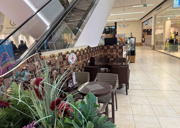 ODSTÚPENIE ZABEHNUTEJ KAVIARNE – Caffé Trieste, OC Fórum Poprad