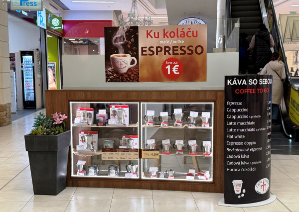 ODSTÚPENIE ZABEHNUTEJ KAVIARNE – Caffé Trieste, OC Fórum Poprad