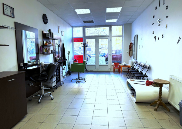 PRENÁJOM Bezbariérový obchodný priestor 36 m2 v Poprade