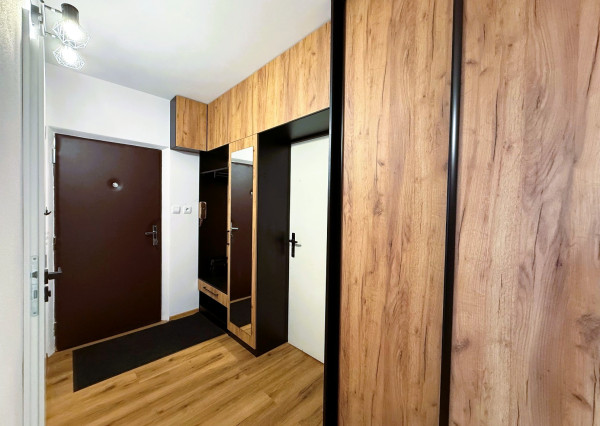 PRENÁJOM 4-izbový byt Poprad-Západ