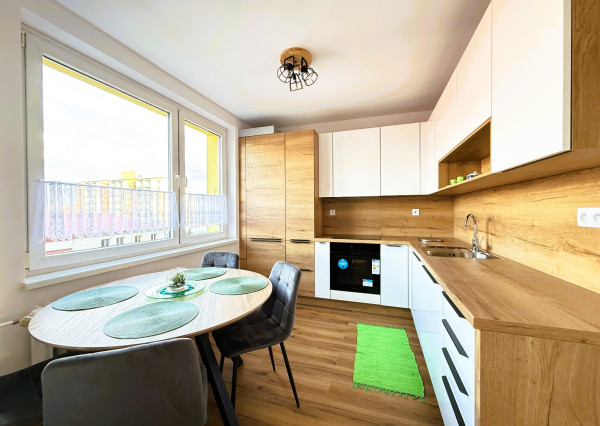 PRENÁJOM 4-izbový byt Poprad-Západ