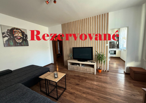 PREDAJ 3-izbový byt s lodžiou POPRAD CENTRUM