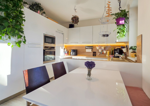 Moderný 3-izbový byt so záhradou a garážou – Spišská Sobota