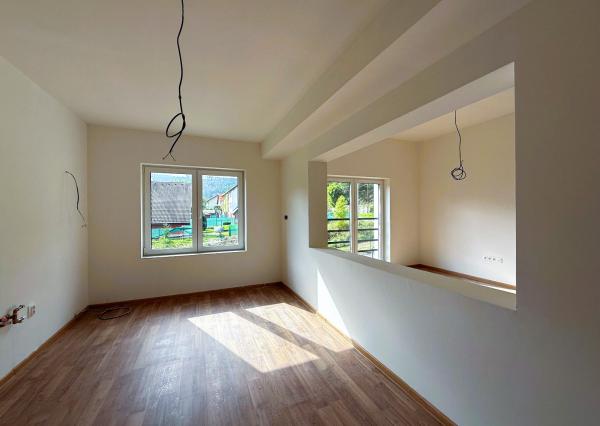 NOVOSTAVBA 4-izbový byt s vlastnou záhradou a s parkovaním