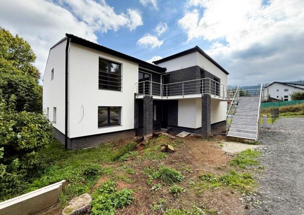 NOVOSTAVBA 4-izbový byt s vlastnou záhradou a s parkovaním