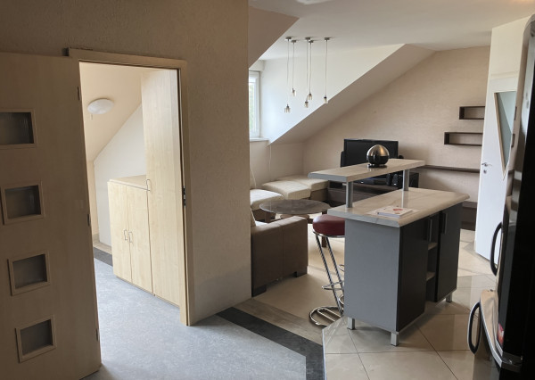 Prenájom 4-izbový mezonet v Poprade