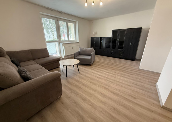 PRENÁJOM 2-IZBOVÝ BYT s balkónom Poprad - CENTRUM