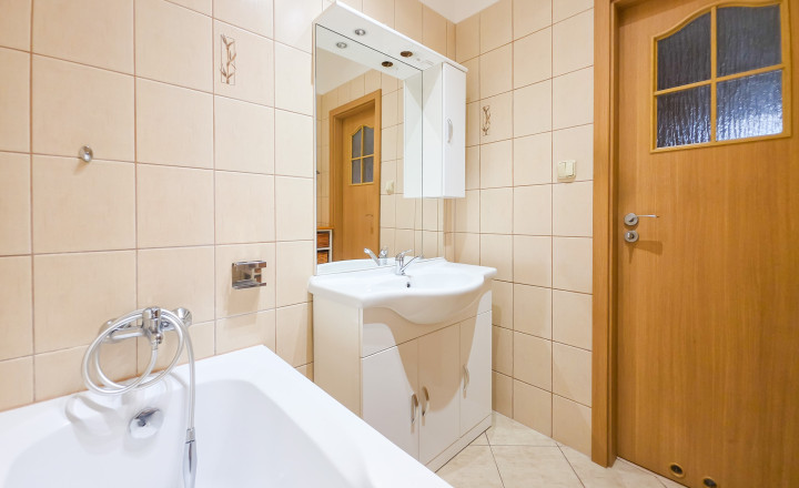 4-IZBOVÝ BYT S DVOMI KÚPEĽŇAMI | 89 m² | POPRAD – NOVÝ JUH - fotografia 21