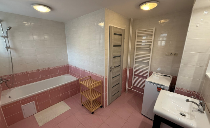 PRENÁJOM 2-IZBOVÝ BYT s balkónom Poprad - CENTRUM - fotografia 6