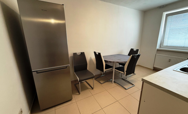 PRENÁJOM 2-IZBOVÝ BYT s balkónom Poprad - CENTRUM - fotografia 12