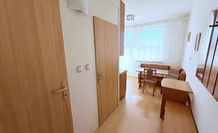 AV Reality | PREDAJ zariadený 1-izbový byt s lodžiou Nový juh - fotografia 10