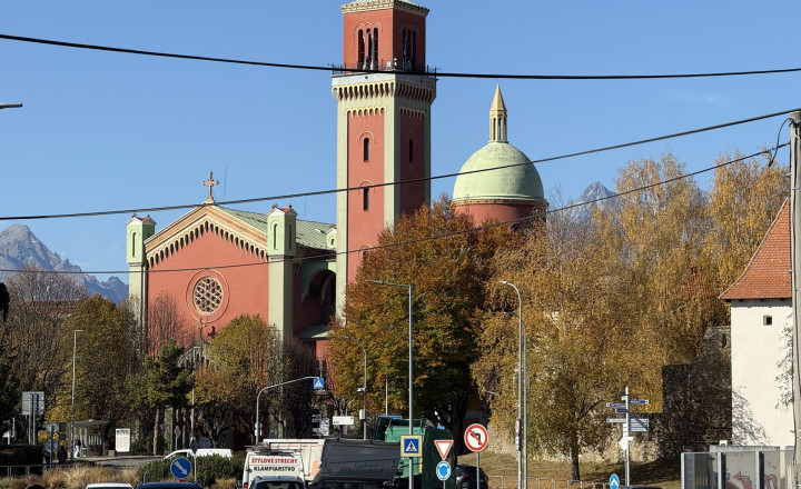 NA PRENÁJOM | Kancelárske a administratívne priestory 90 m² – Kežmarok - fotografia 1