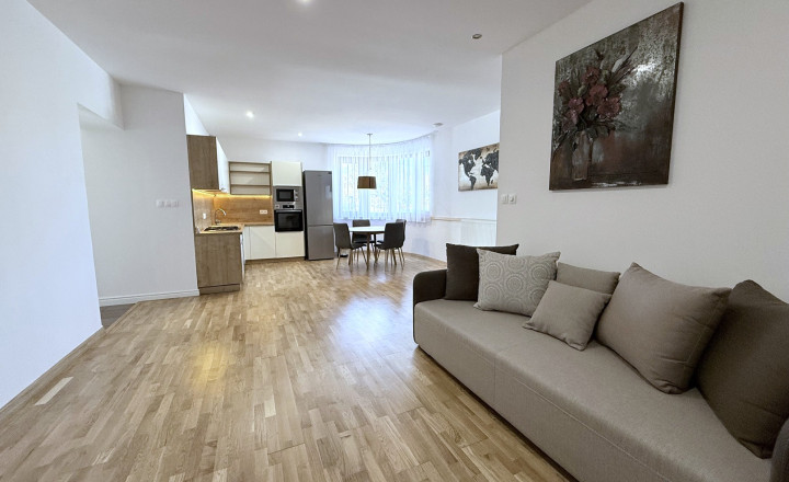 NA PRENÁJOM | Kancelárske a administratívne priestory 90 m² – Kežmarok - fotografia 3