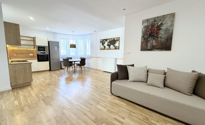 NA PRENÁJOM | Kancelárske a administratívne priestory 90 m² – Kežmarok - fotografia 2