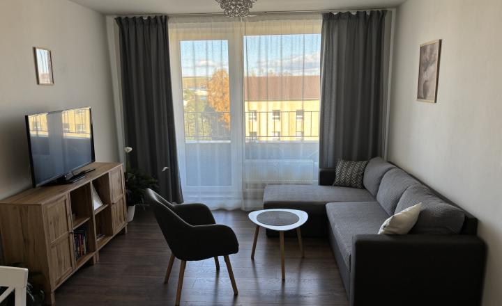 AV Reality Poprad – exkluzívna ponuka prenájmu  2-izbového bytu s balkónom a parkovacím miestom v Poprade - ulica Rovná ,blízko centra. - fotografia 21
