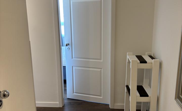 AV Reality Poprad – exkluzívna ponuka prenájmu  2-izbového bytu s balkónom a parkovacím miestom v Poprade - ulica Rovná ,blízko centra. - fotografia 4