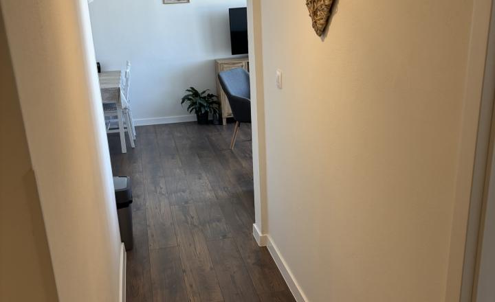 AV Reality Poprad – exkluzívna ponuka prenájmu  2-izbového bytu s balkónom a parkovacím miestom v Poprade - ulica Rovná ,blízko centra. - fotografia 11
