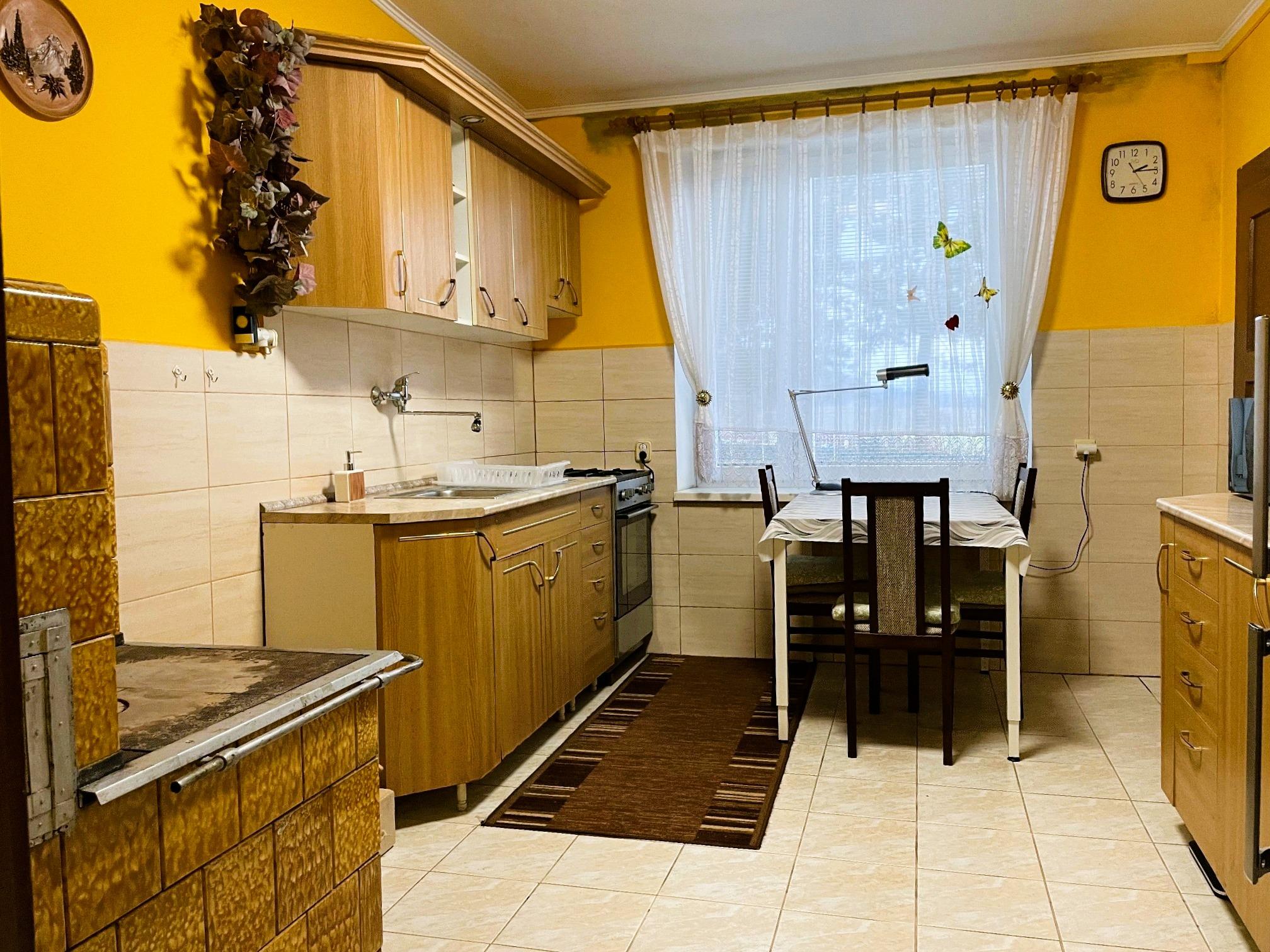 Rodinný dom s garážou a záhradou blízko pri Poprade